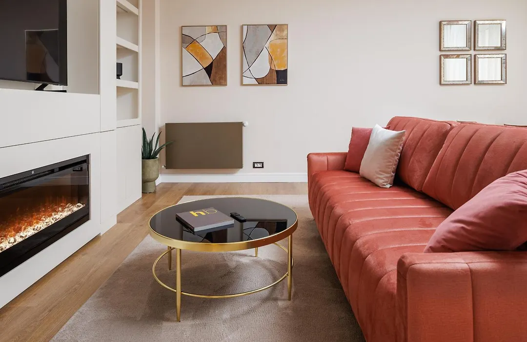 Skylark Central Aparthotel-1
